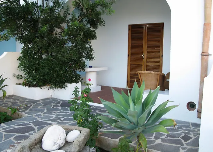 La Piazza Luxury Hotel & Spa Panarea