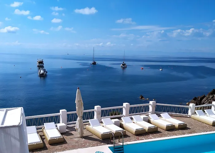 La Piazza Luxury Hotel & Spa Panarea