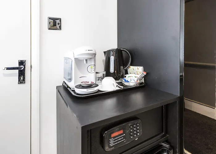 Martel Guest House Free Parking