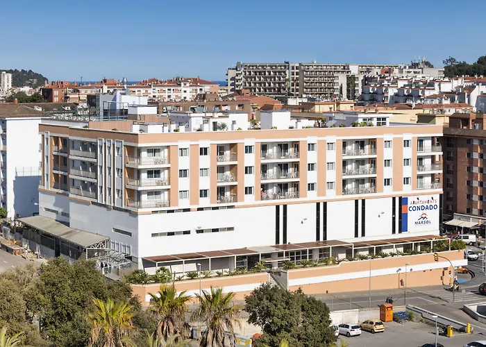 Apartaments Condado by Marsol Lloret de Mar