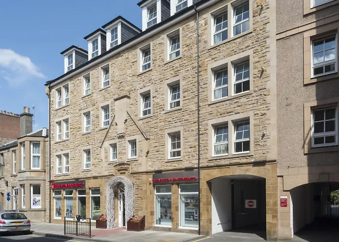 Fountain Court Apartments - Grove Executive