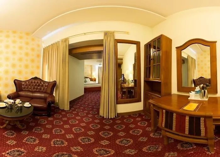 Hotel Jaipur Palace