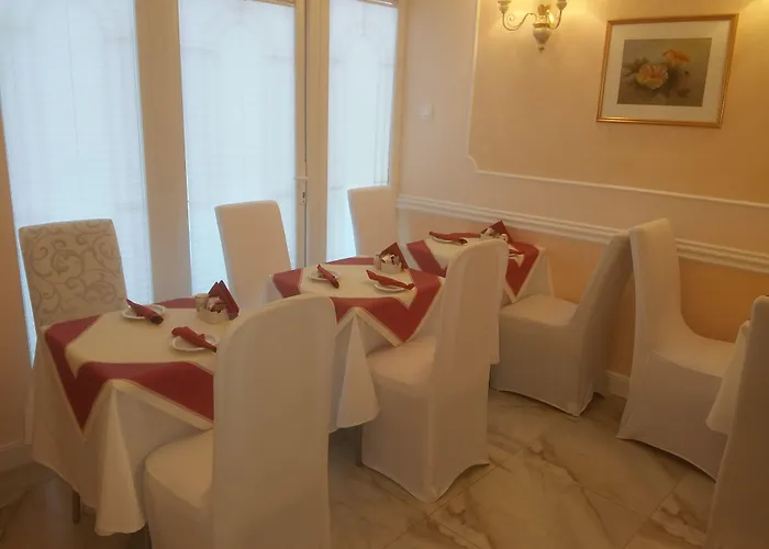 Villa Triana-Adults Only