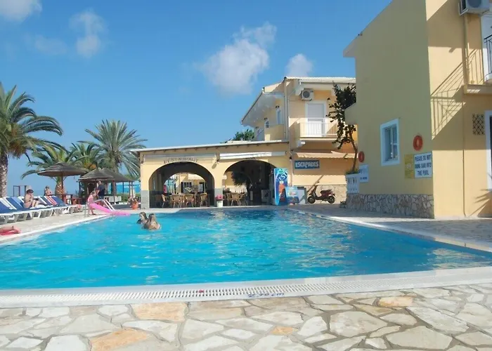 Lemon Grove Hotels And Studios Kávos