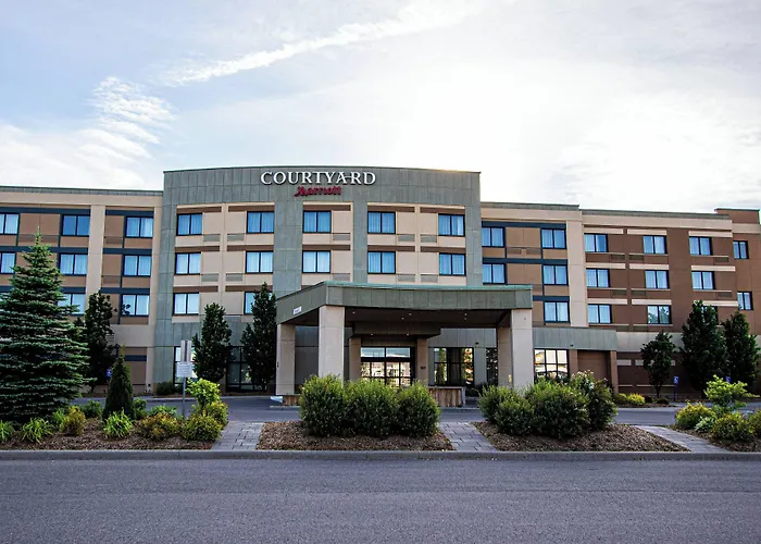 Hotel Courtyard By Marriott Kingston Highway 401