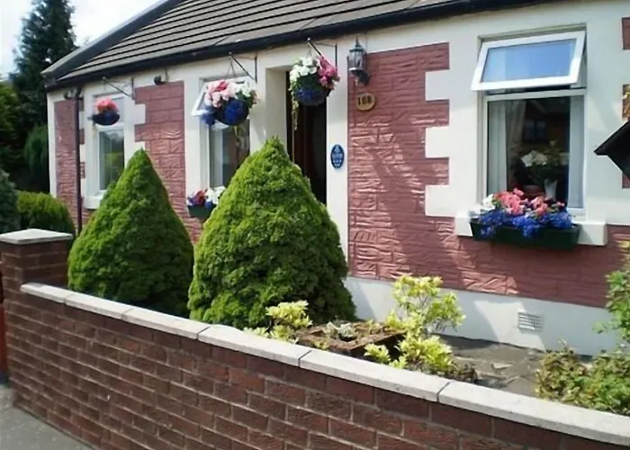 Shawlee Cottage Airdrie