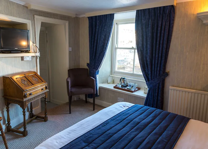 Quayside Hotel