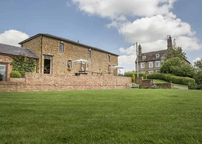 The Granary At Fawsley Bed & Breakfast Daventry