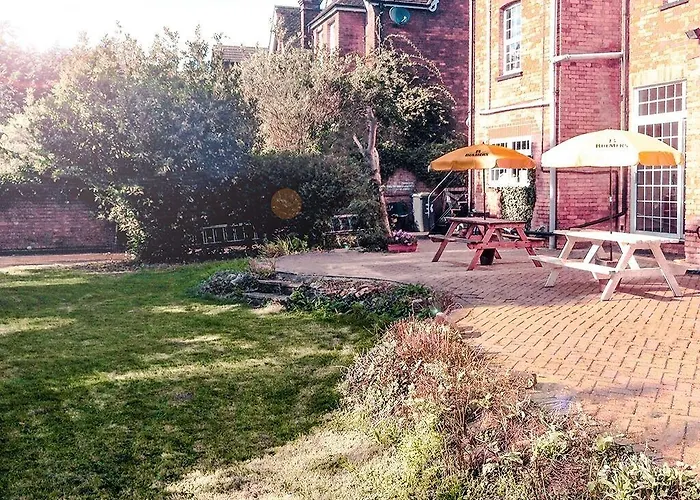 Tennyson House Hotel