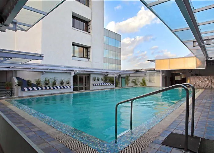 Hotel Aurora Towers