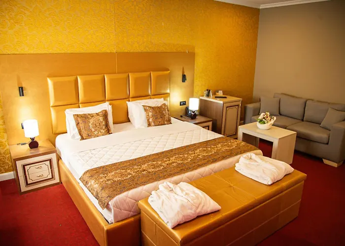 Hotel Deluxe