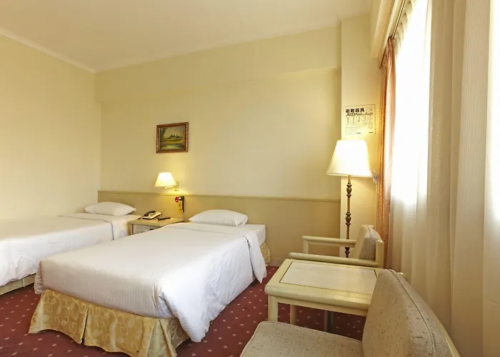 Emperor Hotel