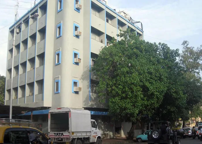 Pals Hotel