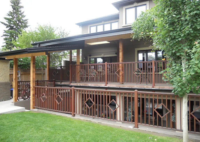 Westmount River Inn