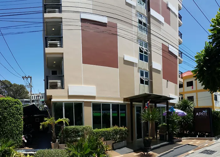April Suites Pattaya