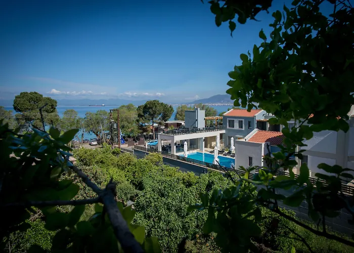 Mantinia Bay Hotel