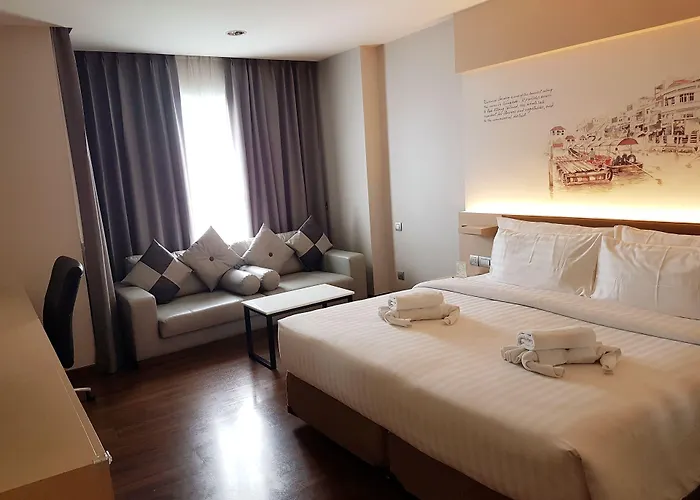 Parinda Hotel