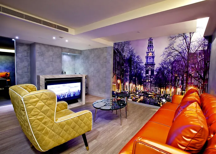 Fx Hotel Kaohsiung Zhonghua Road Branch