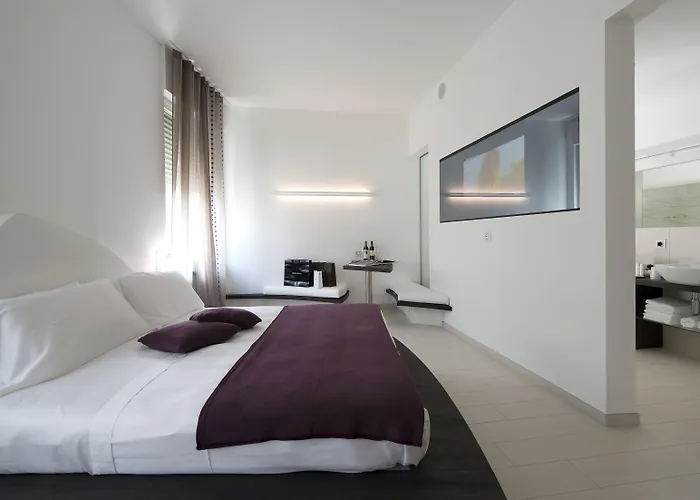 Aparthotel Duomo Milan
