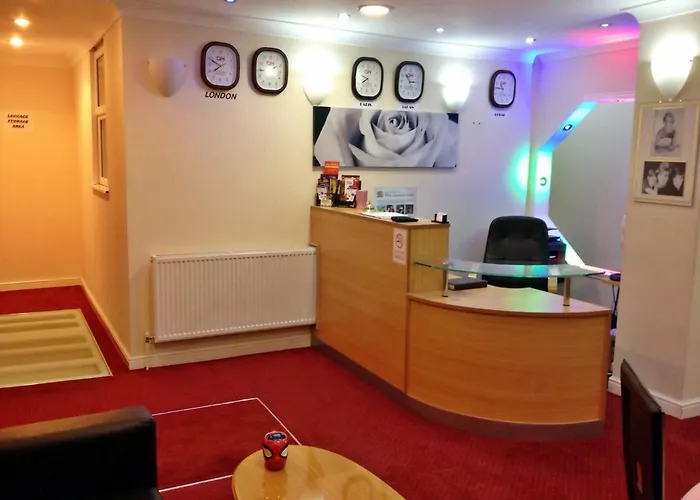 City View Hotel - Roman Road Market London