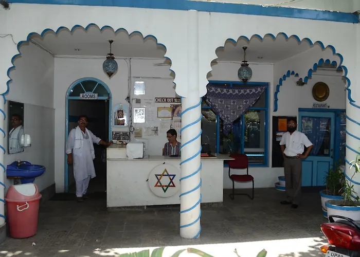 Maya Hotel & Restaurant Agra 