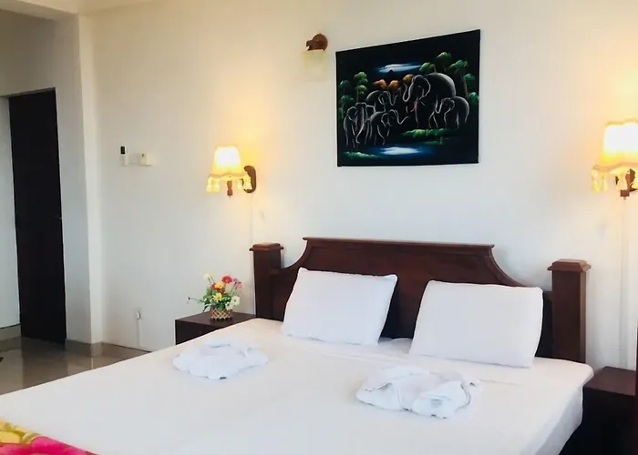 Pure Nature Hotel Kandy