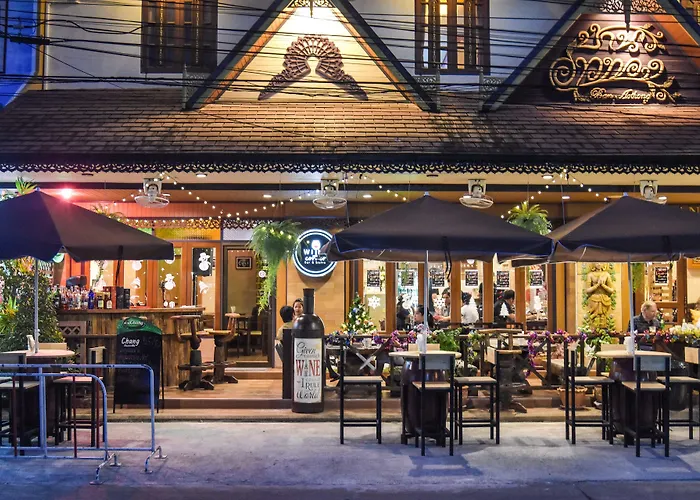 Hotel Ban Ao Thong Trang