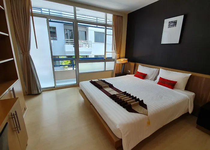 Silom Convent Garden - SHA Extra Plus Bangkok