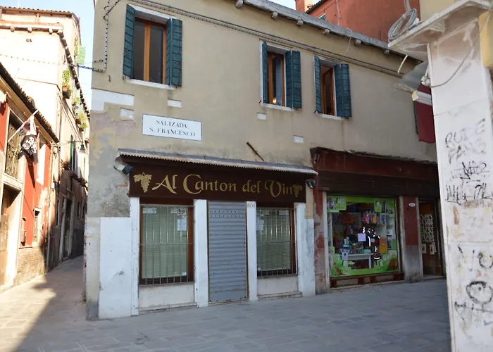 Ca' Del Cinema B&B
