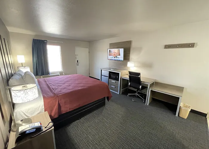 Excellent Inn&Suites Natchez