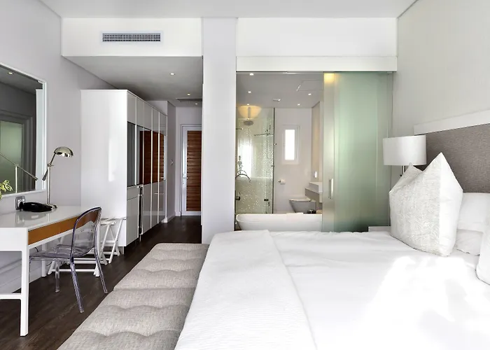 Franschhoek Boutique Hotel - Lion Roars Hotels&Lodges