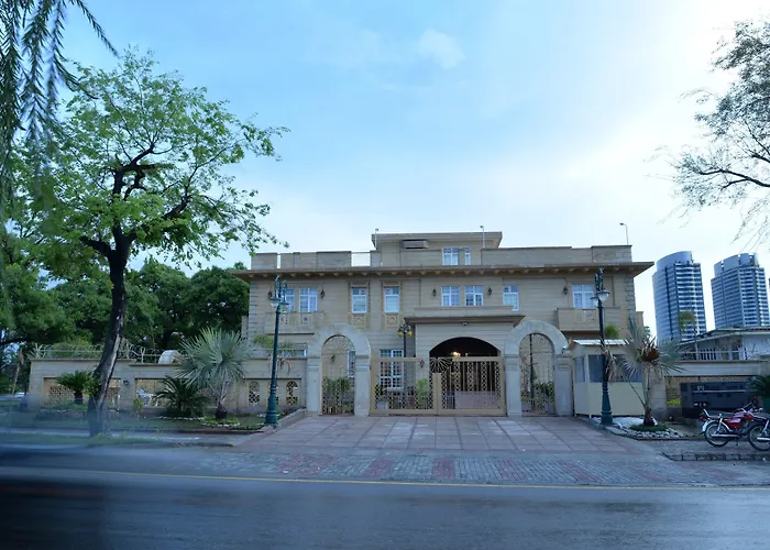 Bella Hotel