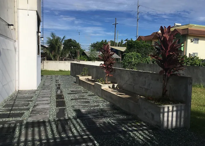 Rangya Hotel Tagaytay City