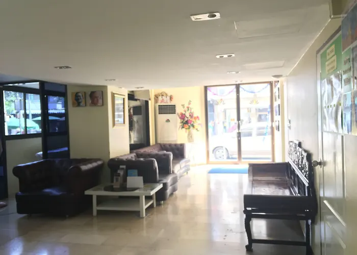 Aubon Hostel
