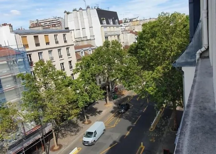 Hotel Des Pyrenees - Entre Bastille Et Nation