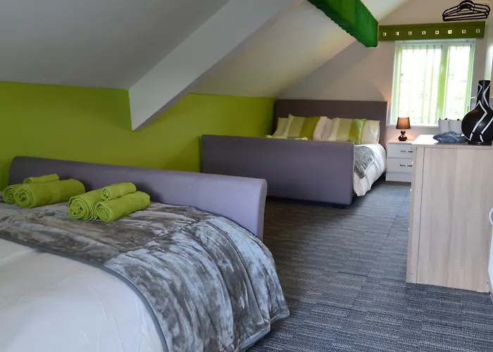 Old Trafford Guest House