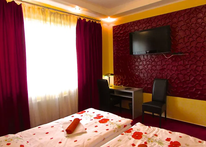 Hotel 108