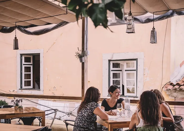 Santa Bica Eat Drink & Sleep Acomodação com café da manhã Lisboa