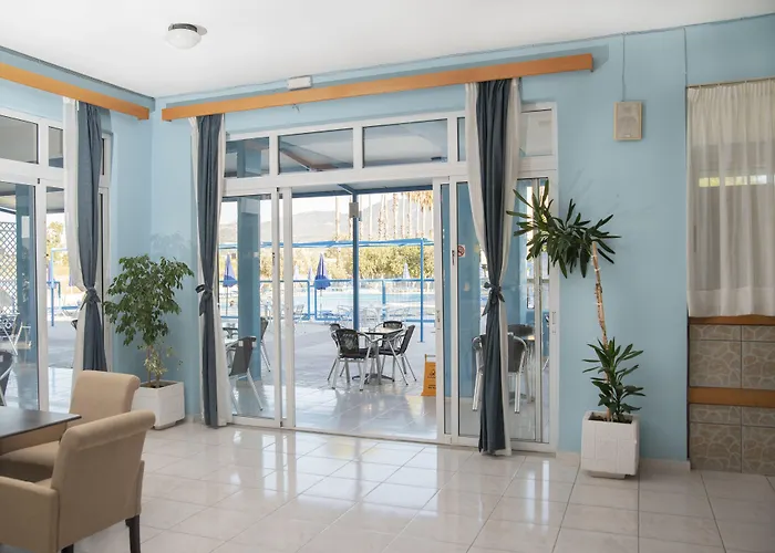 Oasis Tigaki Aparthotel