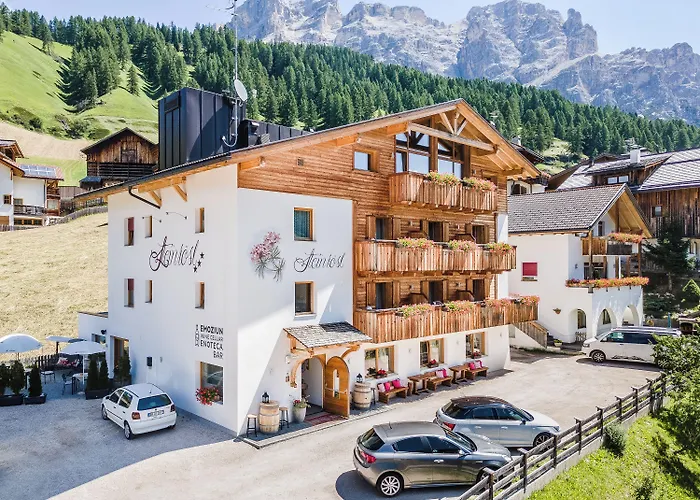 Hotel Steinroesl San Cassiano 