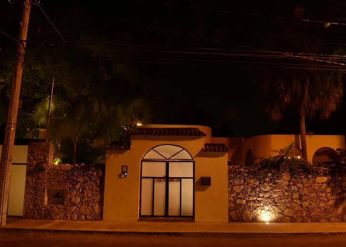 Ochenta Y Dos Bed & Breakfast & Spa