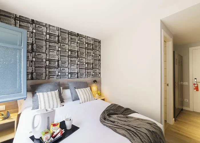 Bypillow Wander (Adults Only)