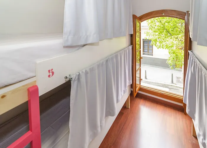La Fabrica Urban Hostel Las Palmas