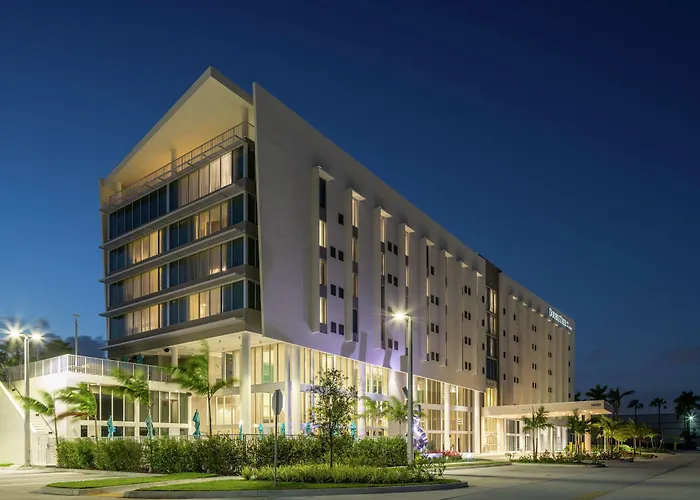 Doubletree By Hilton Miami Doral Hotel Sweetwater