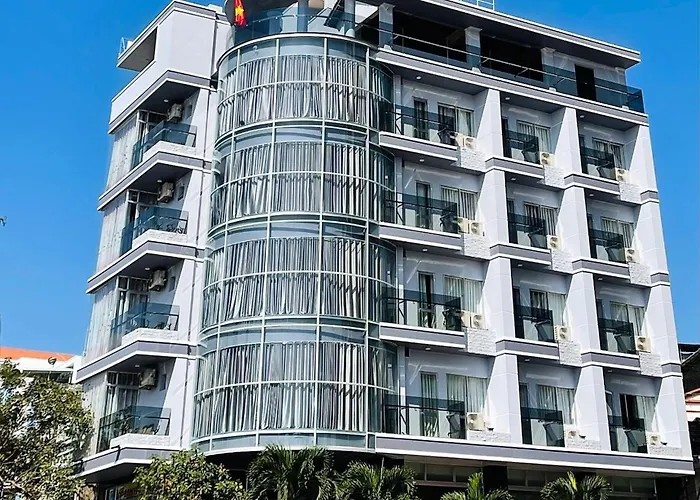 Y Linh Hotel