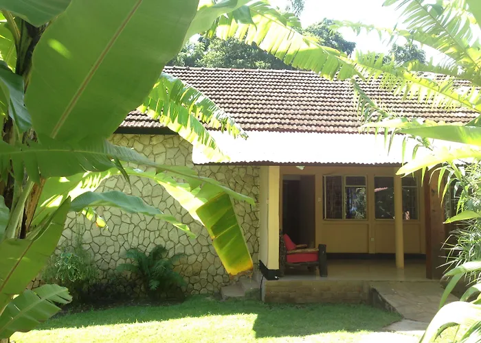 Outpost Lodge Arusha