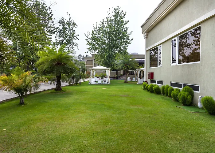 Atrio By Devam Hotel Gurgaon