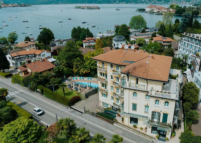 Hotel Flora Stresa