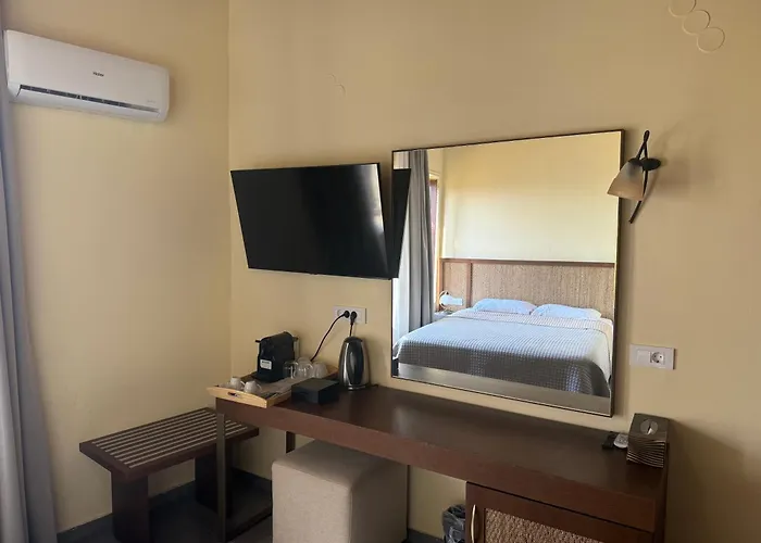 Helena Hotel