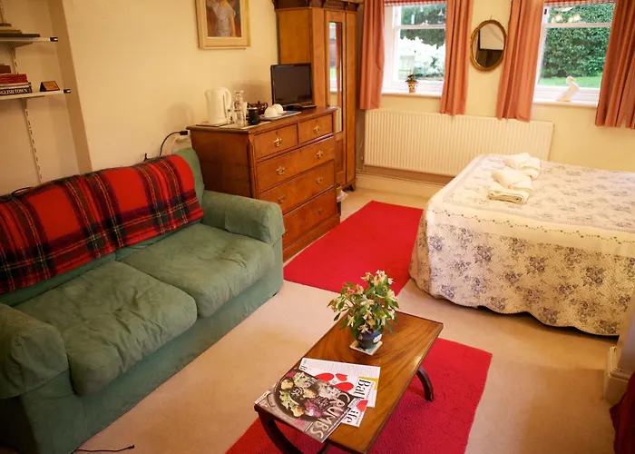 The Cottage At Weston Lawn